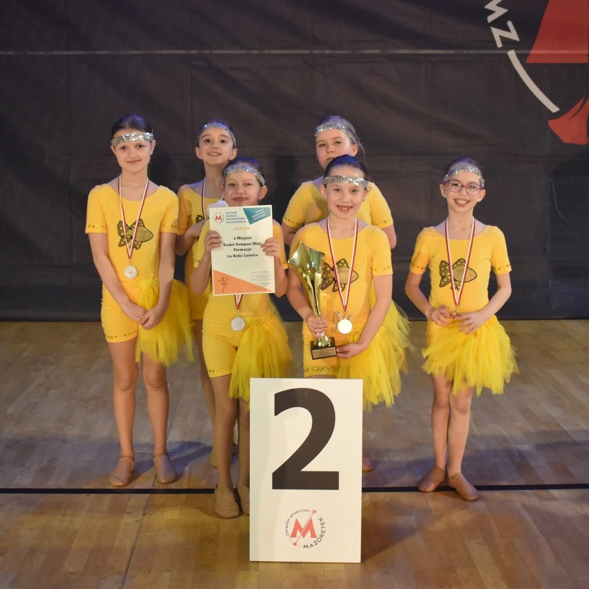 🎉 Sukces Martyny na Pucharze Okręgu Południowo‑Zachodniego Mażoretek!